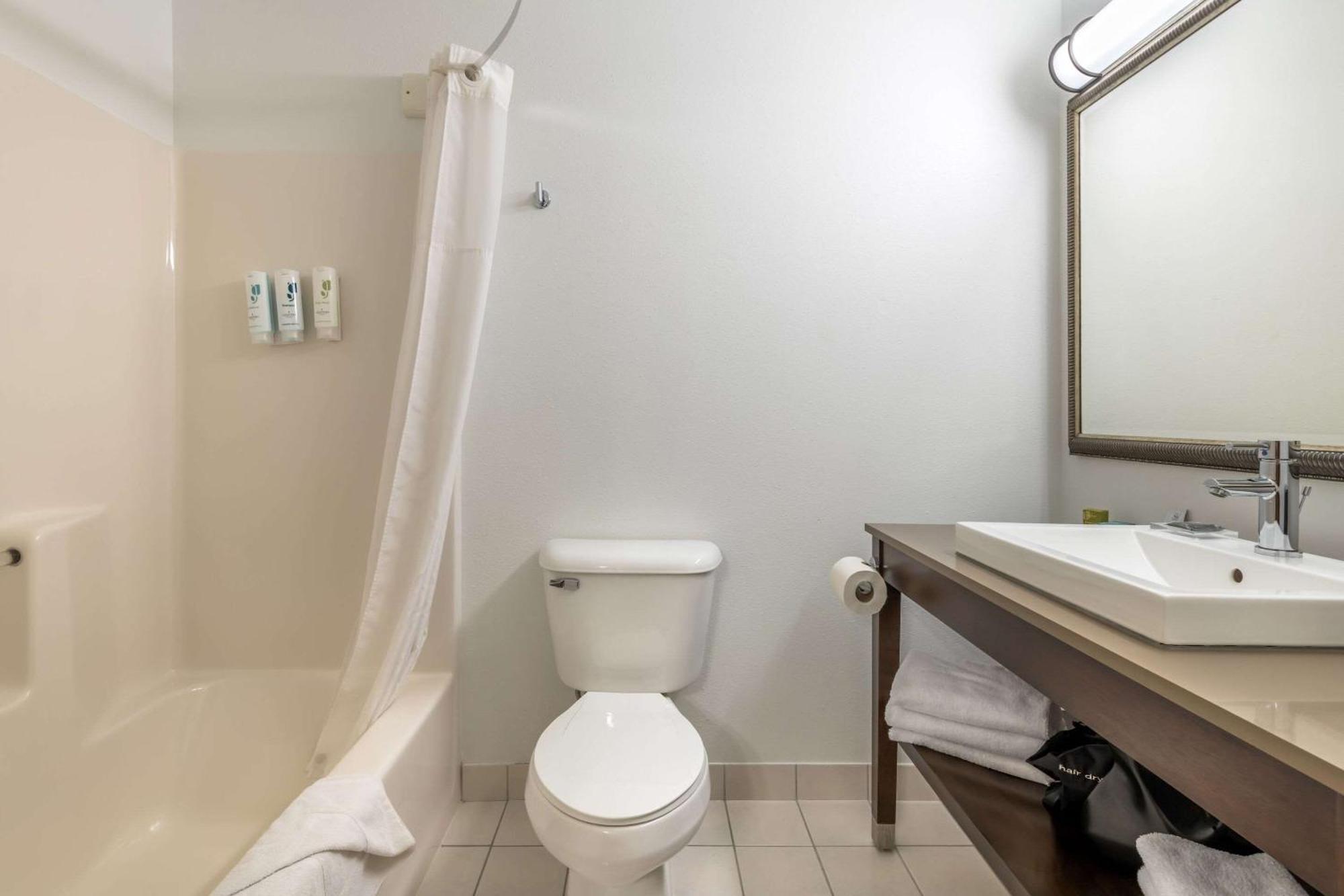 Country Inn & Suites By Radisson, Watertown, Sd Экстерьер фото