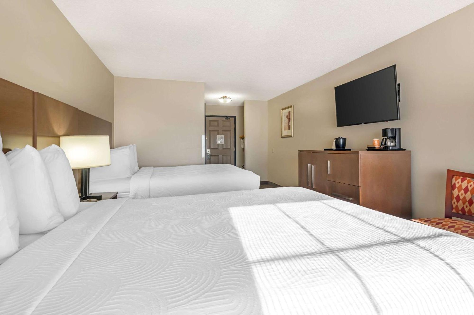 Country Inn & Suites By Radisson, Watertown, Sd Экстерьер фото