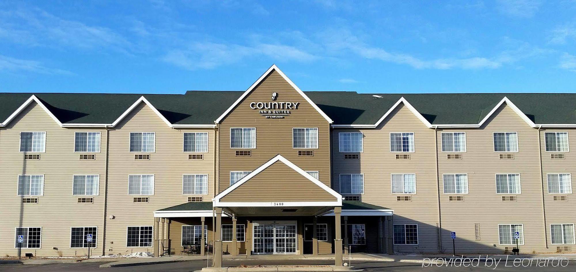 Country Inn & Suites By Radisson, Watertown, Sd Экстерьер фото